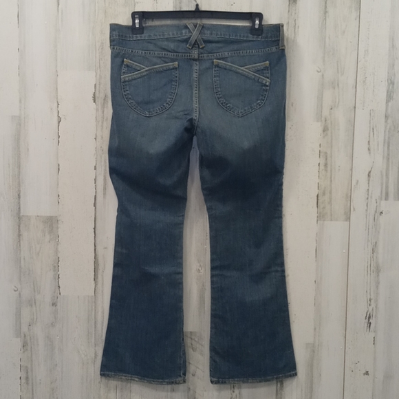 0706 Old Navy Low Rise Jeans - Picture 4 of 7